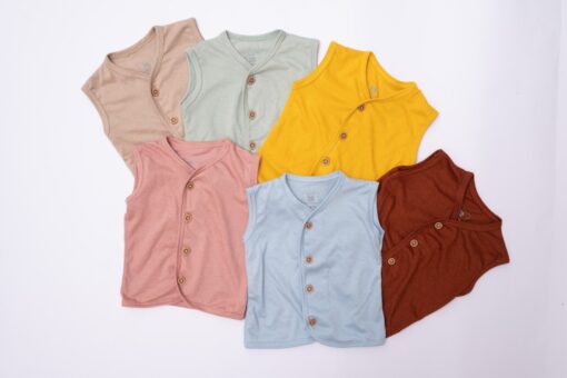 Sleeveless Button