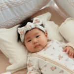 Bandana Bayi - Headband Knot Bow Tencel - Baby Loop - Image 3